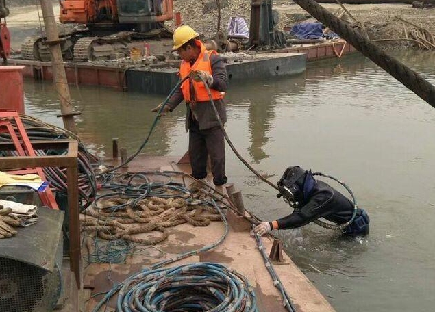 和顺潜水封堵打捞